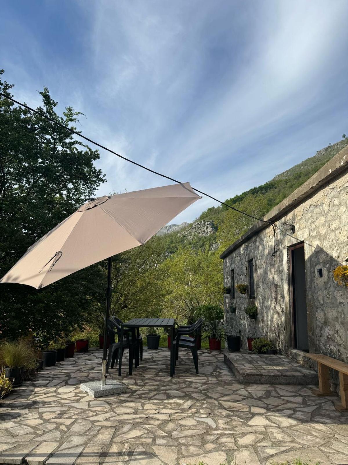 Nature Escape Montenegro Котор Экстерьер фото